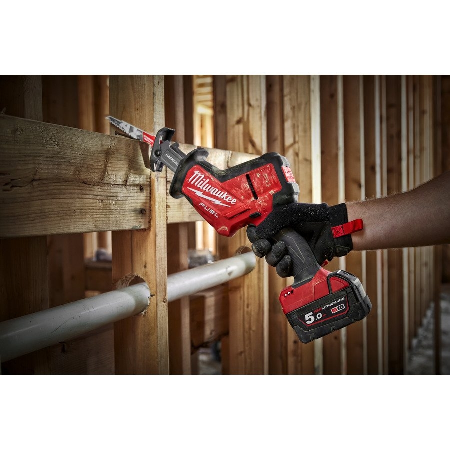 Milwaukee M18FHZ-502X FUEL Akku-Kompakt-Säbelsäge 2x 5,0Ah