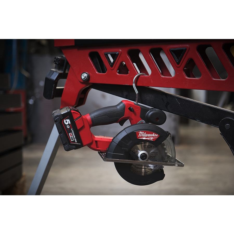 Milwaukee M18FMCS-502X FUEL Akku-Metallkreissäge 2xAkku 18V 5,0Ah