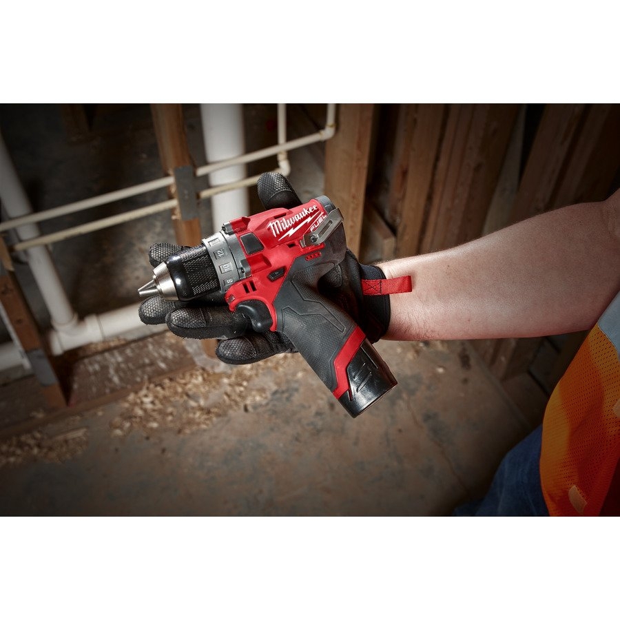 Milwaukee M12FDD2-402X Akku-Bohrschrauber (inkl. 2xAkku 12V 4,0Ah)