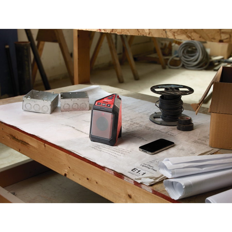 Milwaukee M12JSSP-0 Bluetooth Akku-Lautsprecher 12V